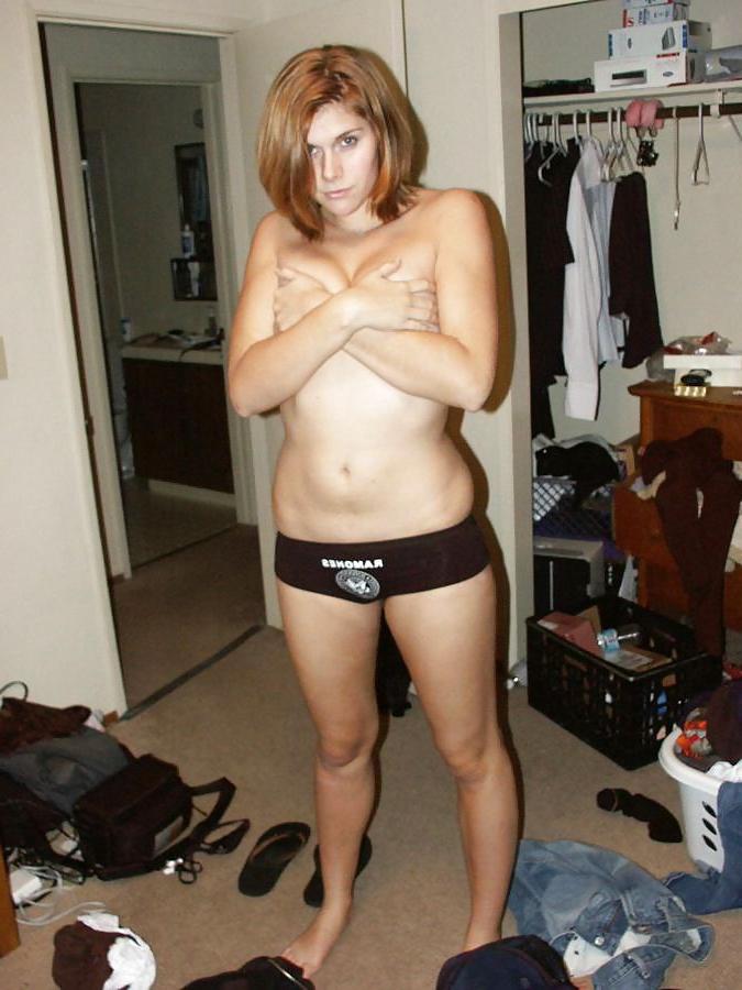 13P Cute Blonde Posing Nude Everywhere