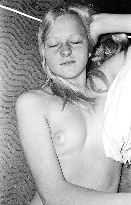10P Vintage Teen Blonde