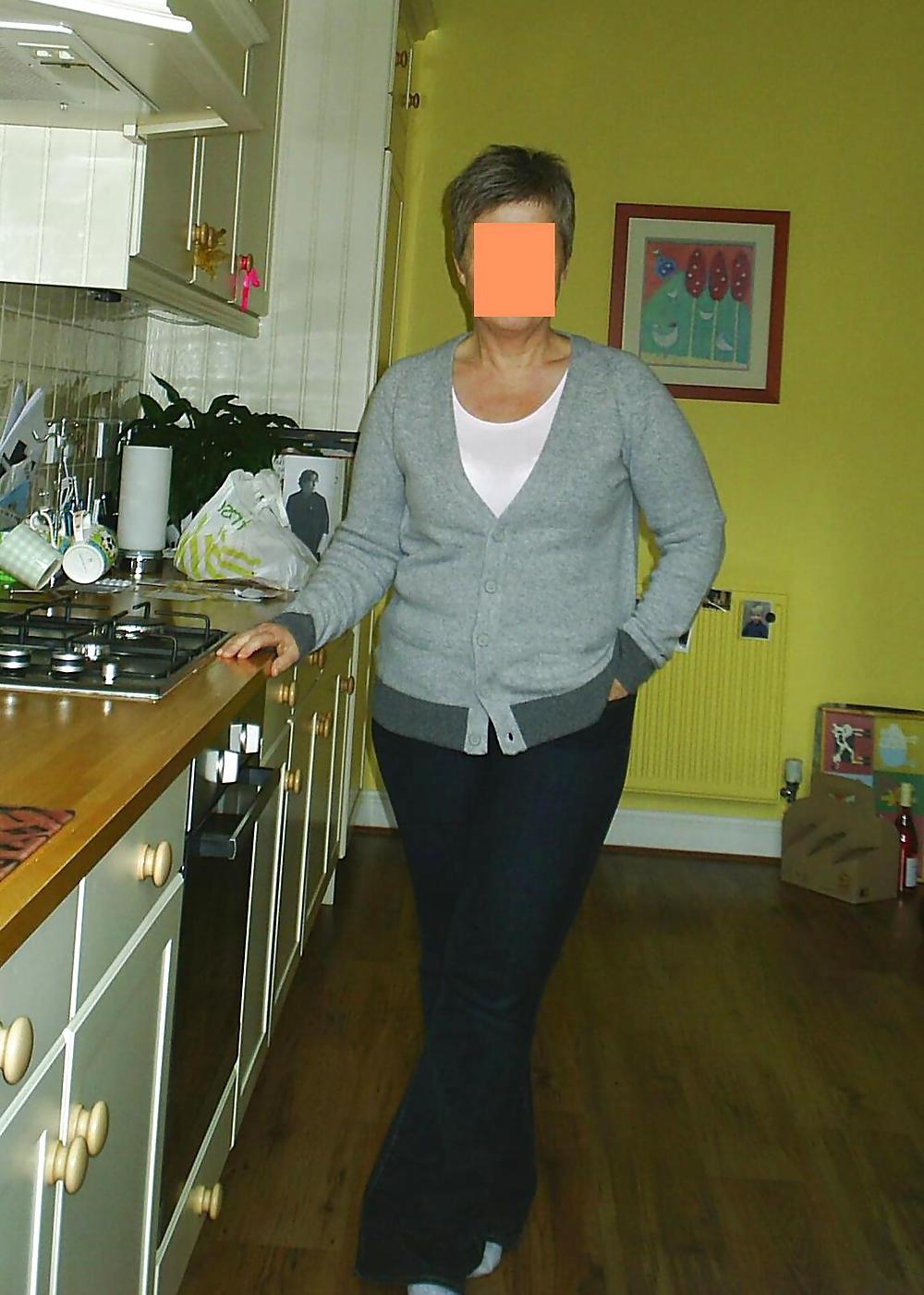 6P Slutty Cock Loving UK Mature GILF