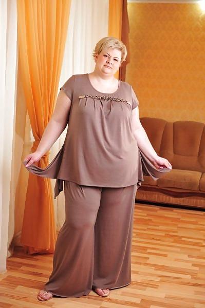 25P Sexy Russian mature Plumper!