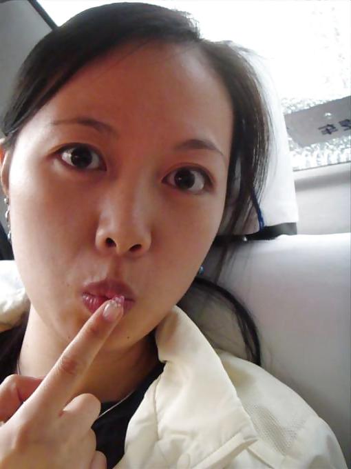16P Friend's chinese wife creampie