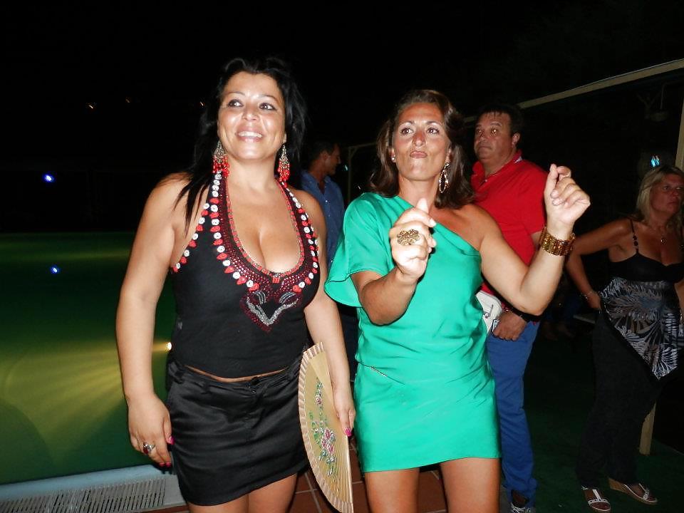 12P Italian girl: tiziana