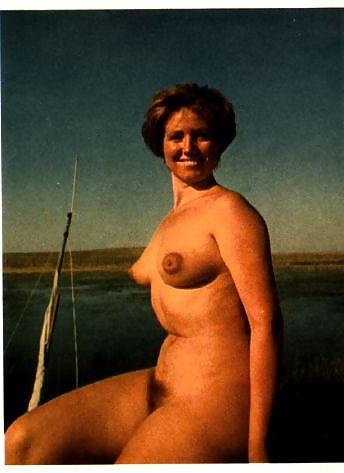25P Vintage Nudist Mag