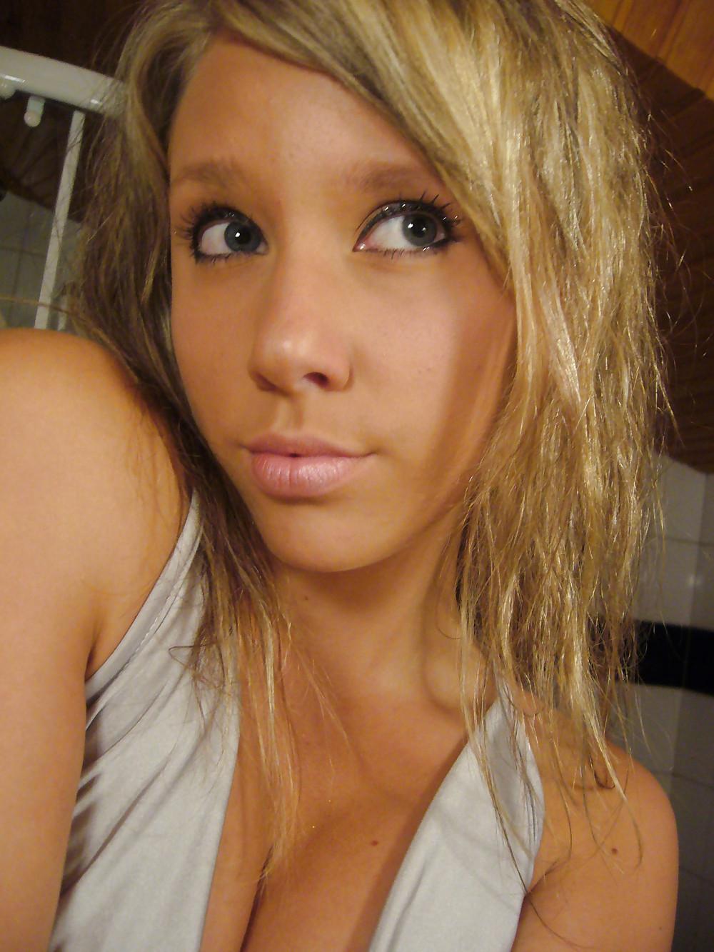 25P Amateur Polish Girl