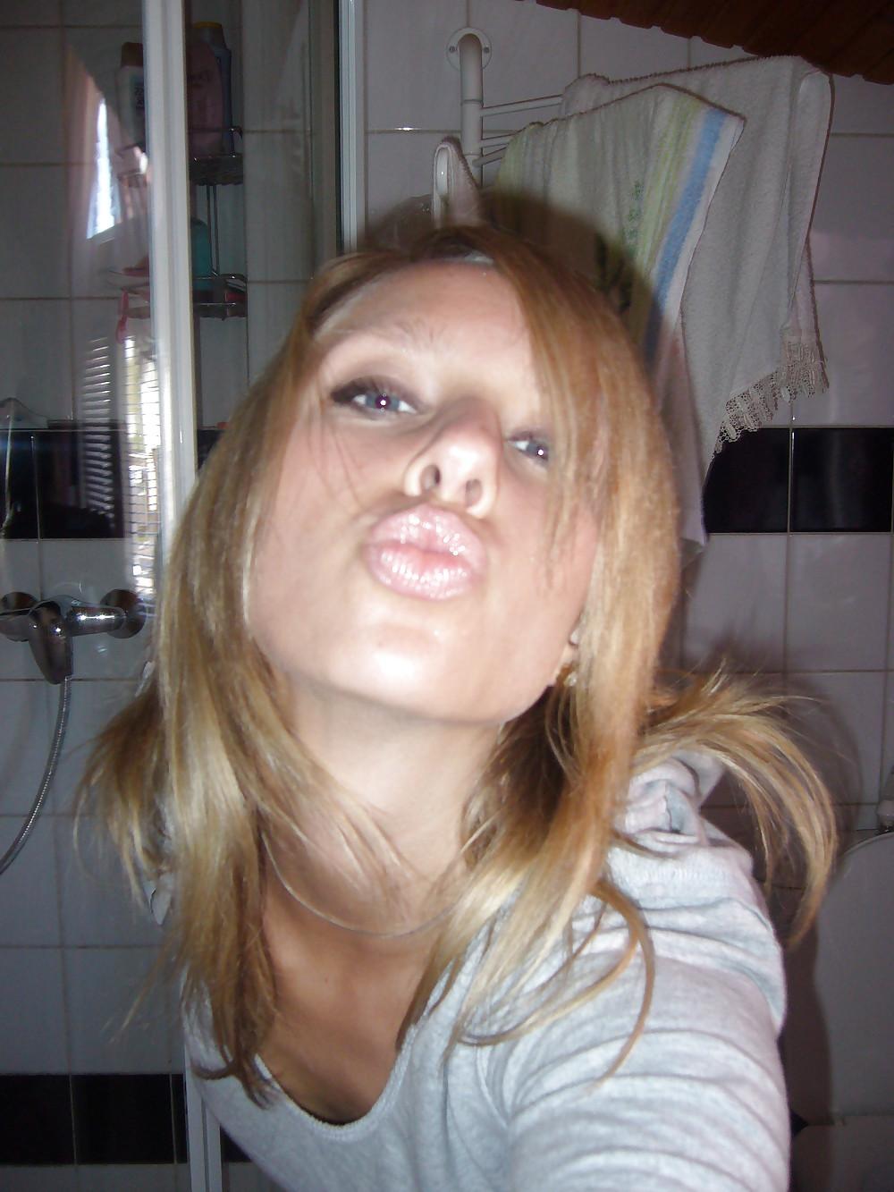25P Amateur Polish Girl