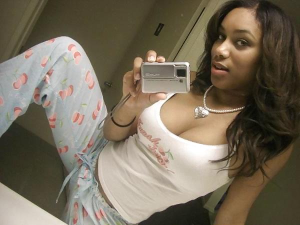 25P ALL KINDS OF FINE ASS FEMALES PT.5