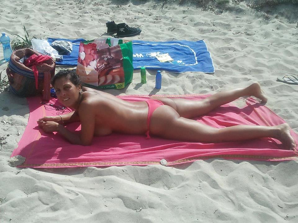 10P Italian women: Raquel