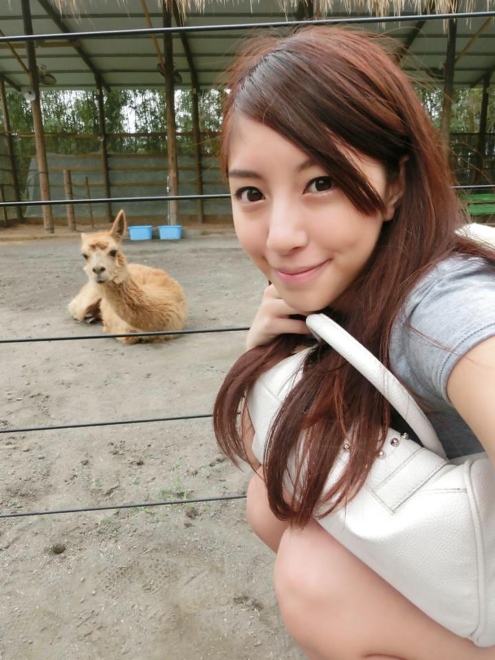 25P W.B.C. Taiwan Girl