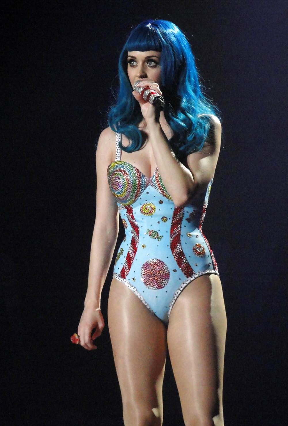 25P Sexy Katy Perry 2