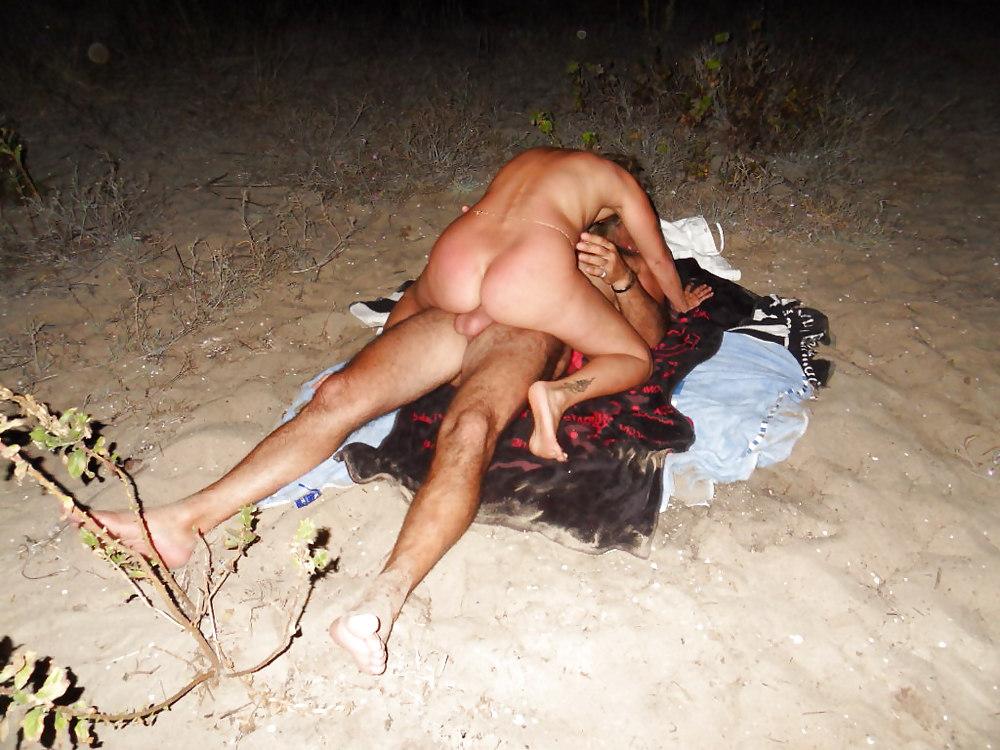 21P Cuckold outdoor cap d agde