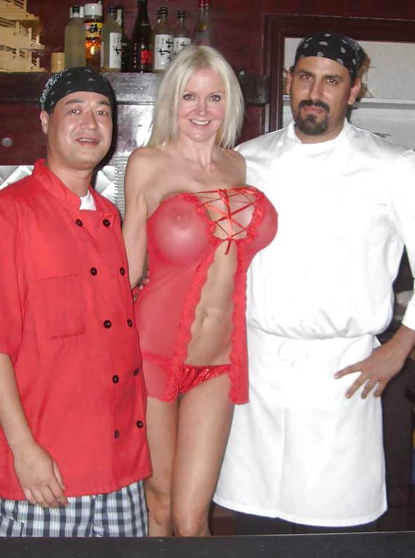 25P Silicone MILF: Lori