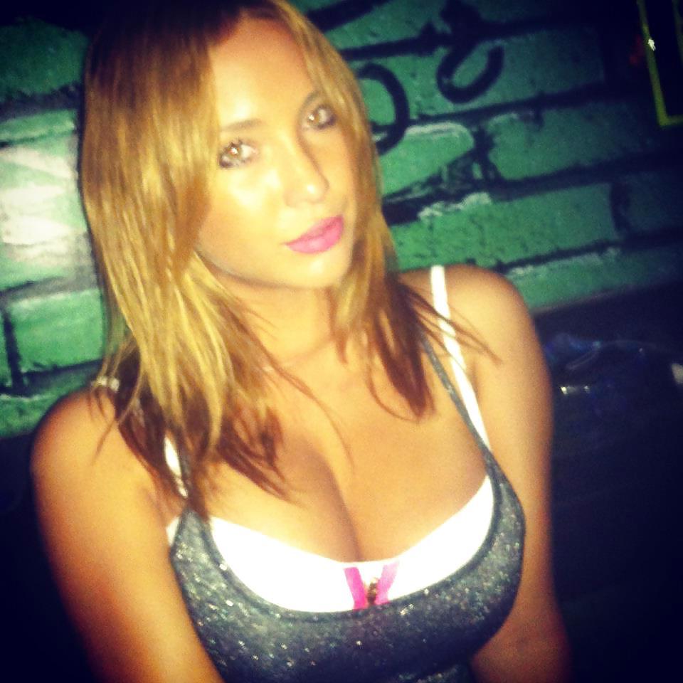 25P Juicy Israeli chicks 4