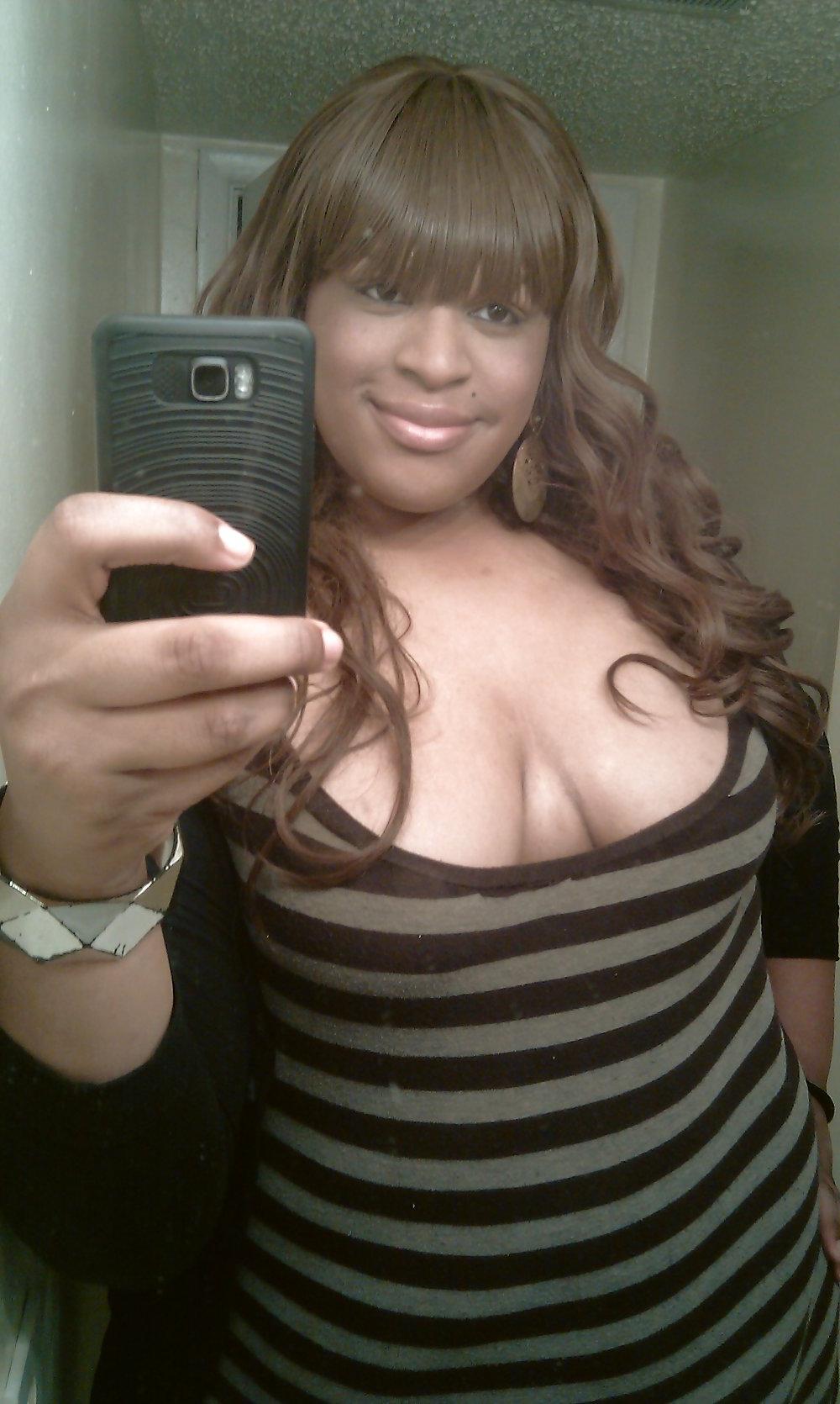 10P Krystal is soo hot