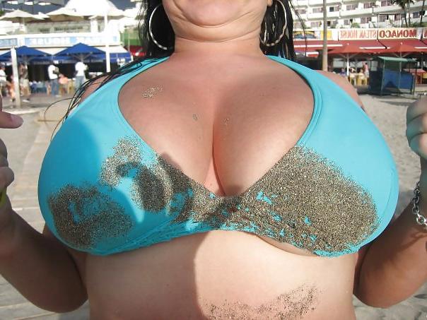 13P Facebook big tits wow!!