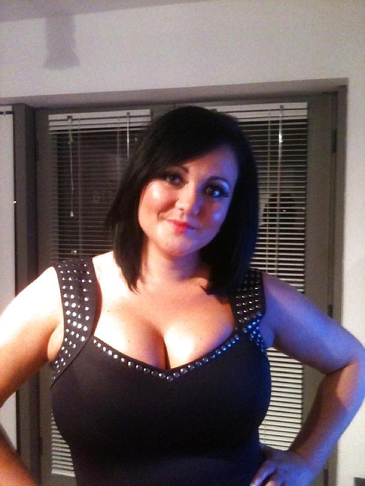 13P Facebook big tits wow!!