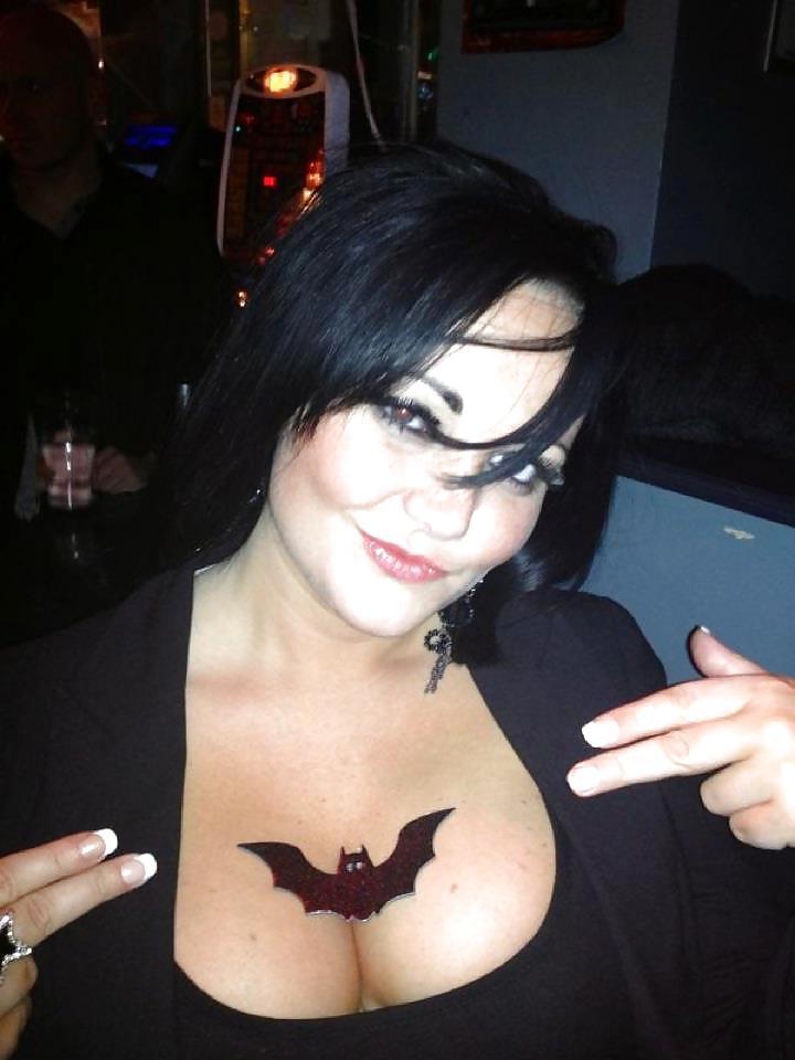 13P Facebook big tits wow!!