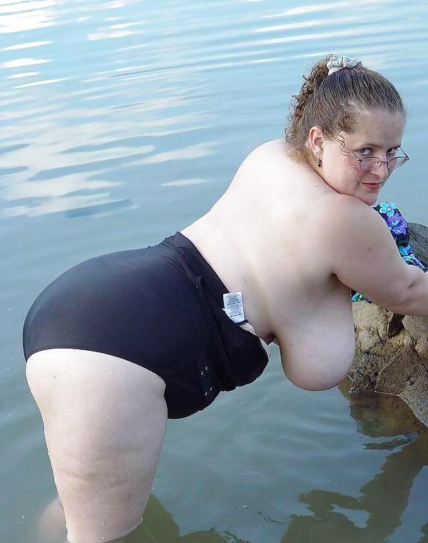 19P Saggy tits 33.