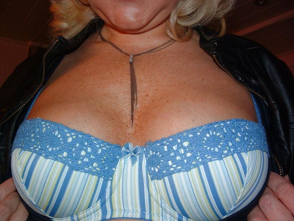 16P Mature-BBW-Ladies 344