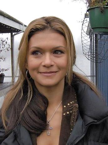 25P Nia Peeples----non nude