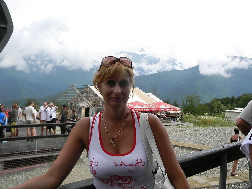 25P MILF Exposed 01 - LJBOOM