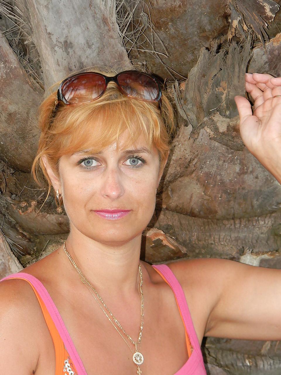 25P MILF Exposed 01 - LJBOOM