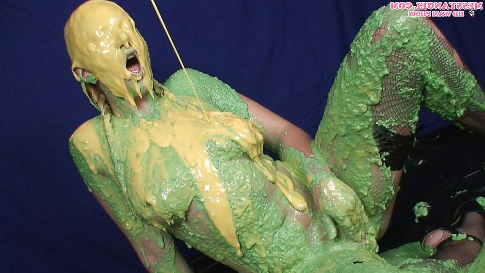 16P Messy Rock Chick Shay Hendrix 