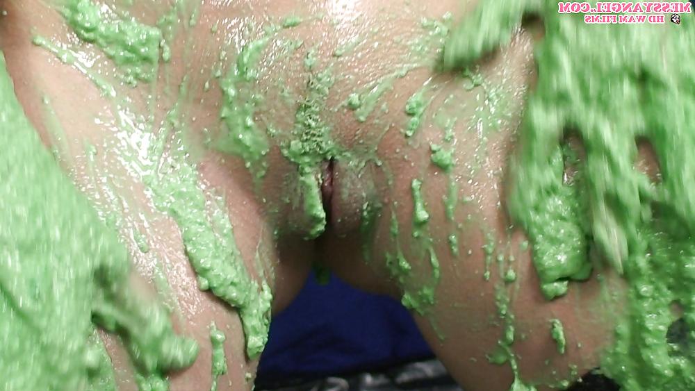 16P Messy Rock Chick Shay Hendrix 