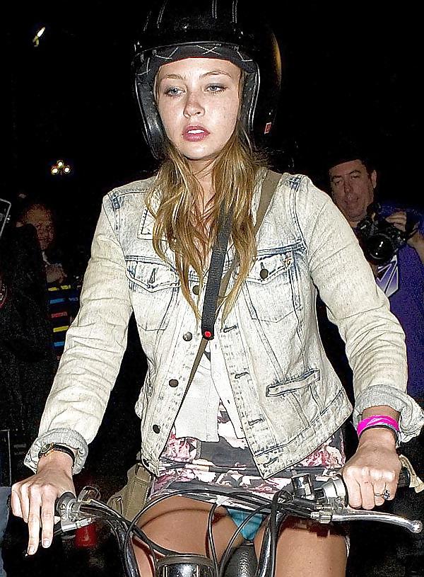 25P Celebrity oops