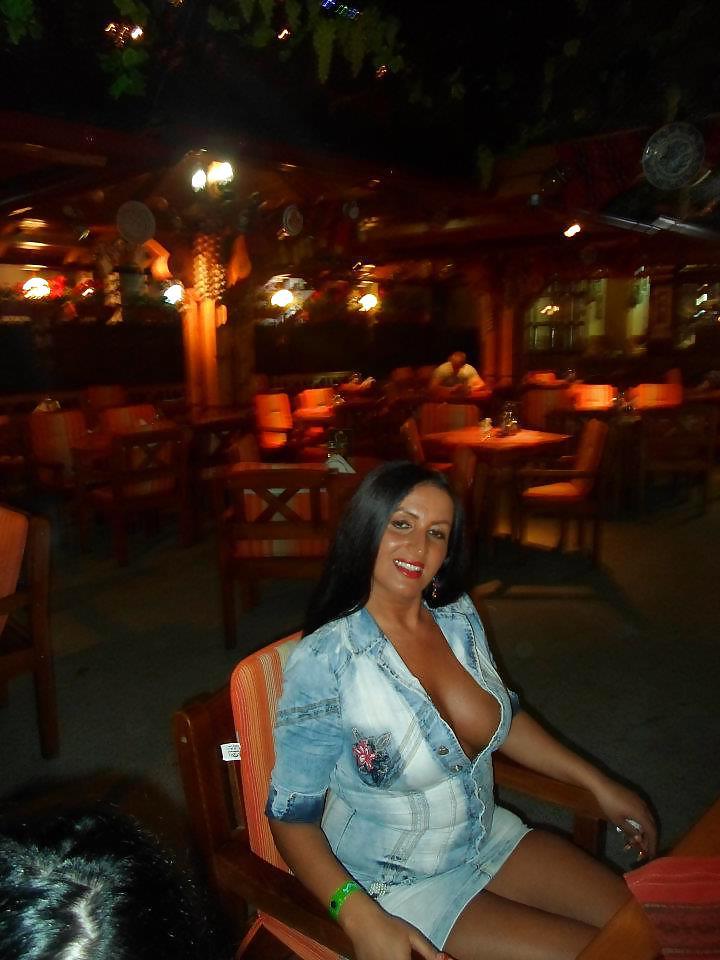 25P Romanian milf: simona
