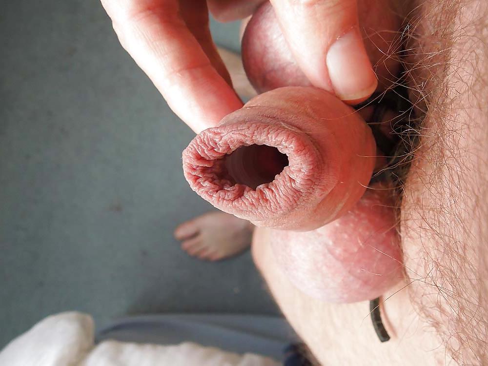 15P Cbt stretch foreskin & urethra balls tied