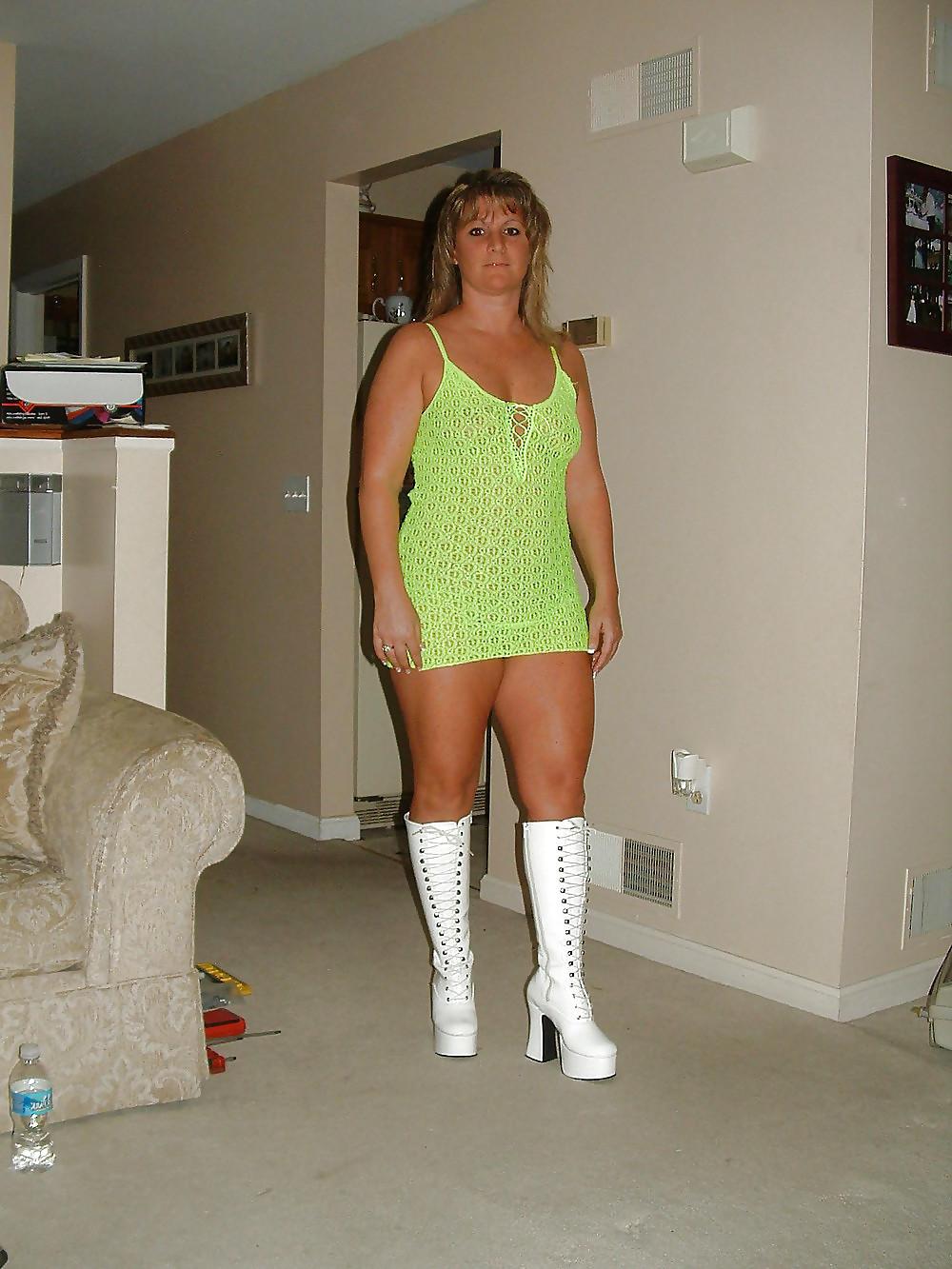 24P M I L F  Slut  wear  Vol 2