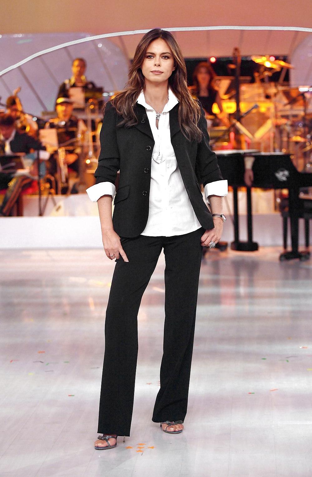 25P Paola Perego Feet