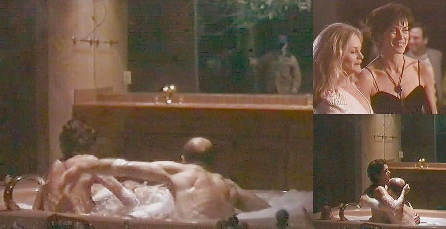 25P Celebs Naked 01