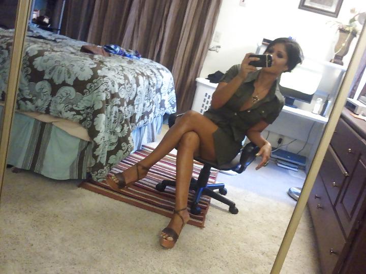 25P Milf latina with legs and ass