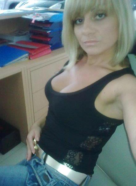 25P Vesna MILF from Serbia VOL. 3