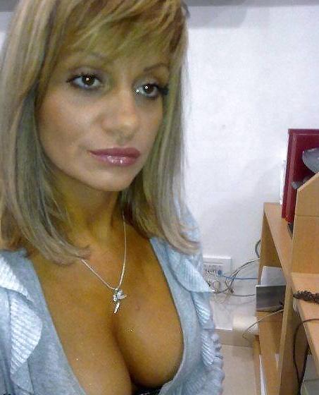 25P Vesna MILF from Serbia VOL. 3