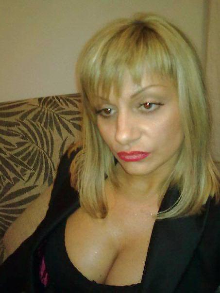 25P Vesna MILF from Serbia VOL. 3