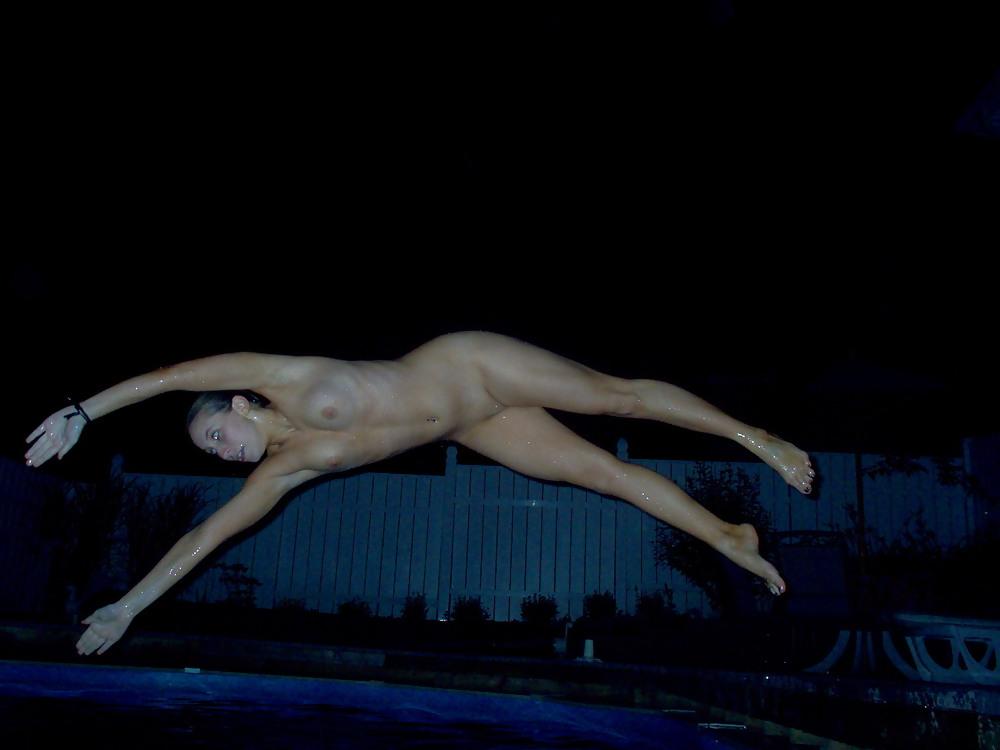 10P Pool Party