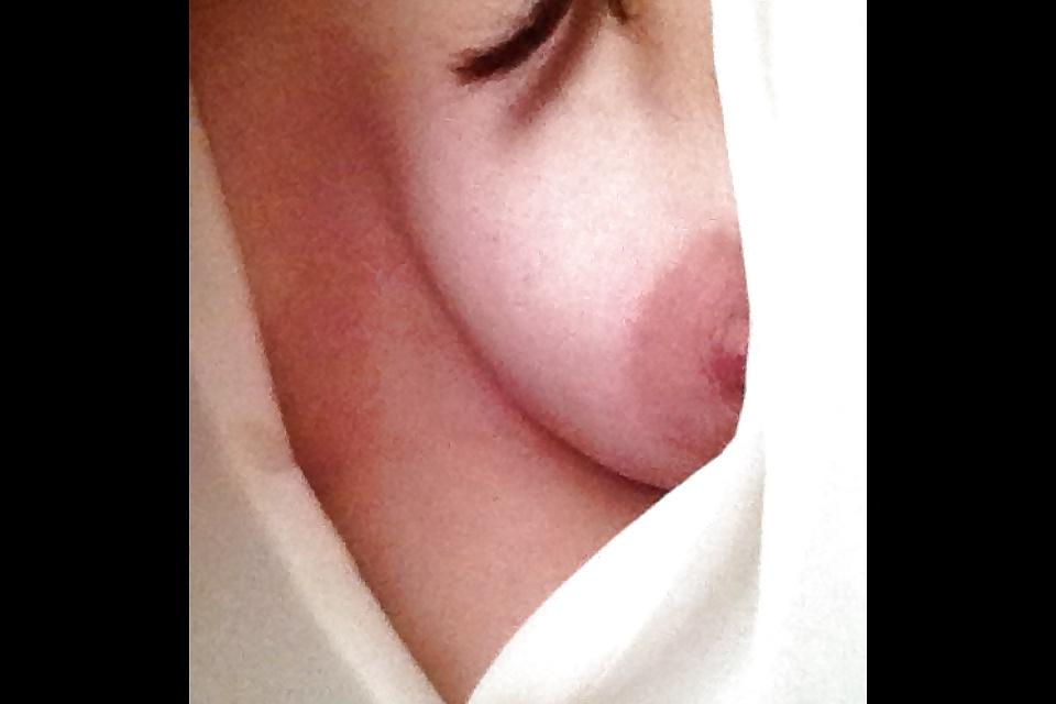 8P Sexy big bouncy pink nipples close up 