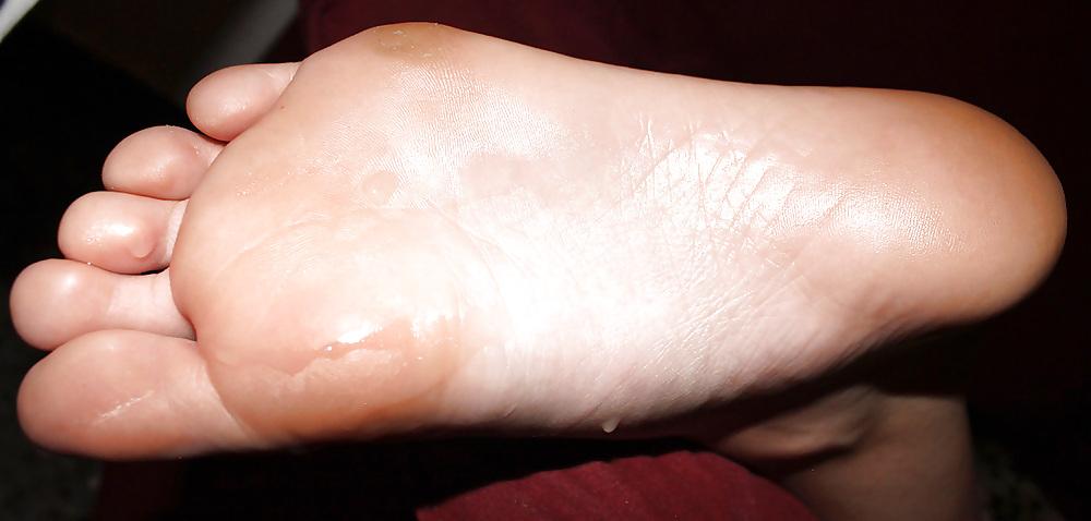 10P Cum covered feet soles!