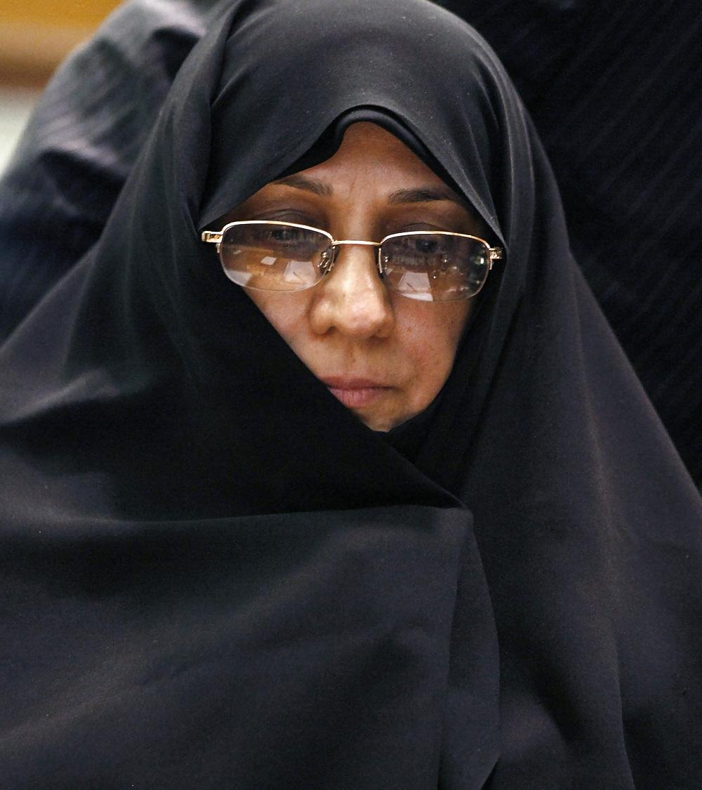 7P Iranian President Wife Hijab Milf