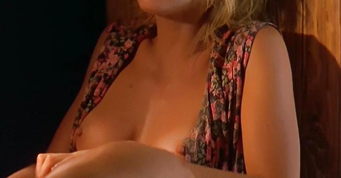 19P Italian Milf Valeria Marini 5