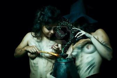 25P Witches