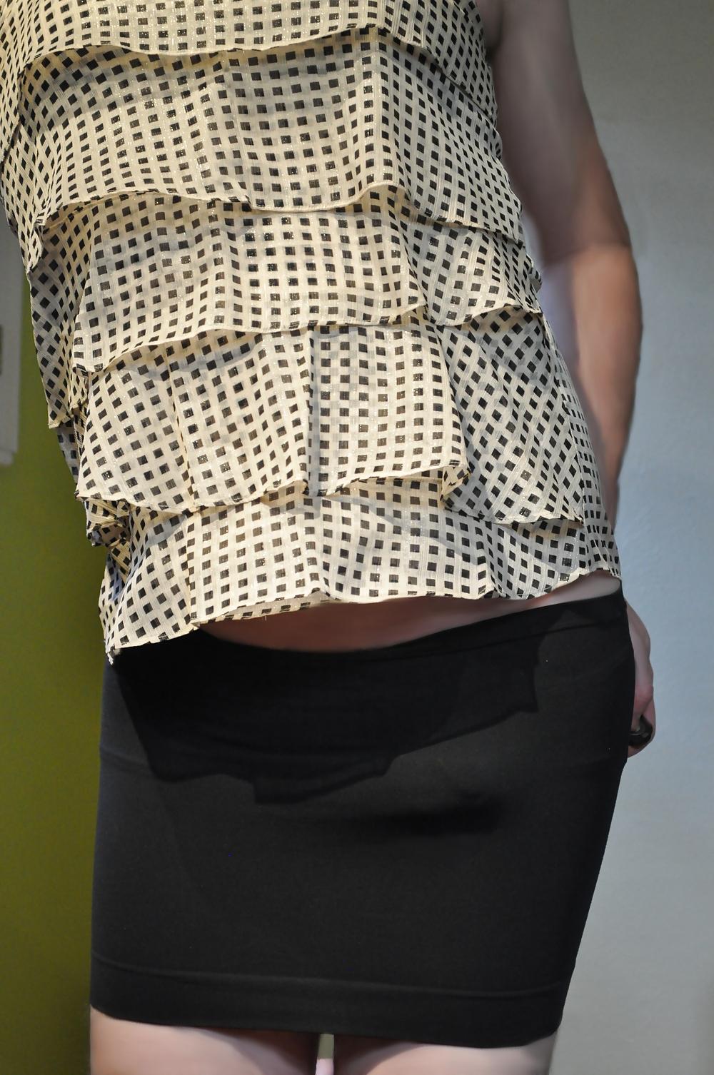 5P Crossdressing black mini and tank top