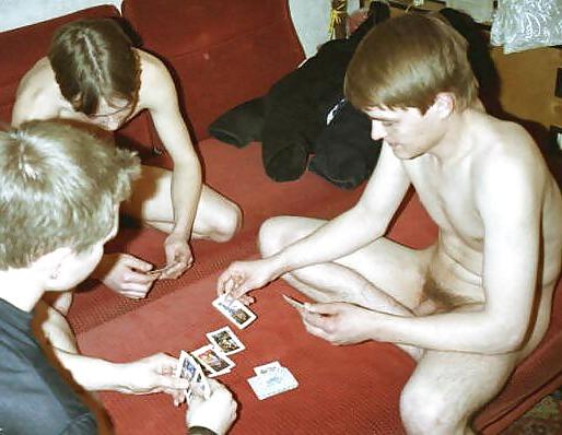 8P Strip Poker Fun