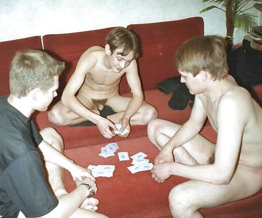 8P Strip Poker Fun