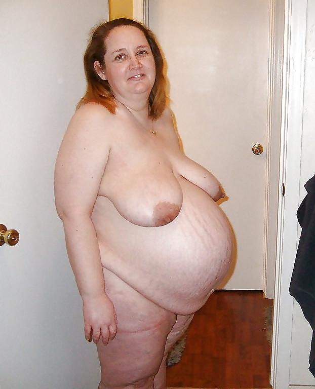 24P Pregnant women with saggy tits 1.