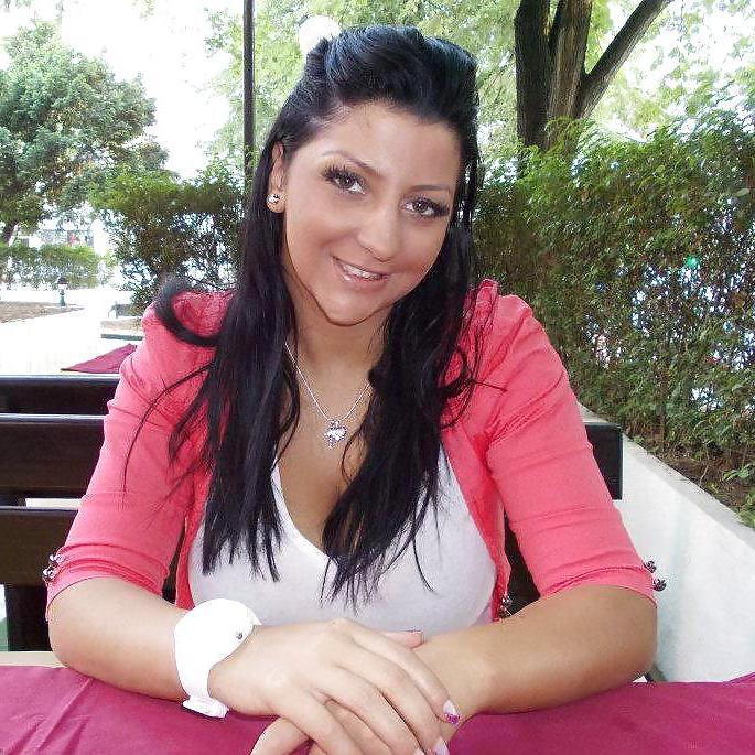 14P Italian girl: Rosanna 