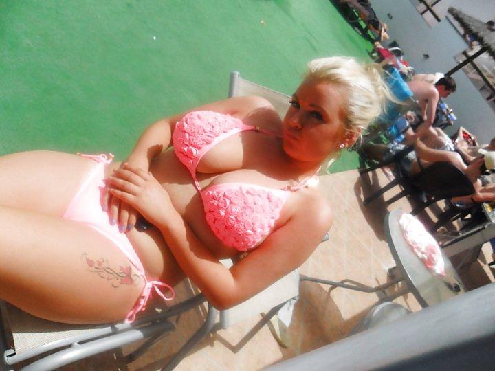 25P Hot irish chicks