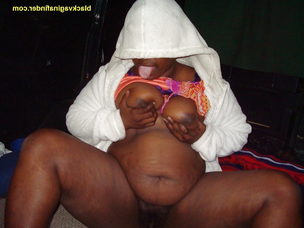 14P Raw Ghetto women